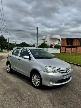 TOYOTA ETIOS 1.3 X 16V FLEX 4P MANUAL TOYOTA ETIOS 1.3 X 16V FLEX 4P MANUAL